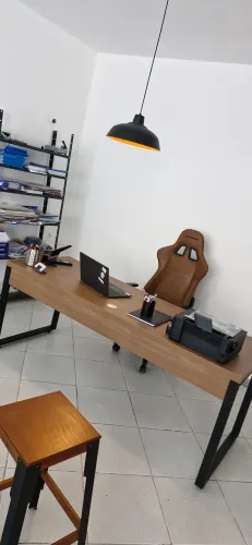 Mesa Escritório Design Industrial - L.1,90 x P.0,70 x A.0,75 Cor Preto/Nogueira