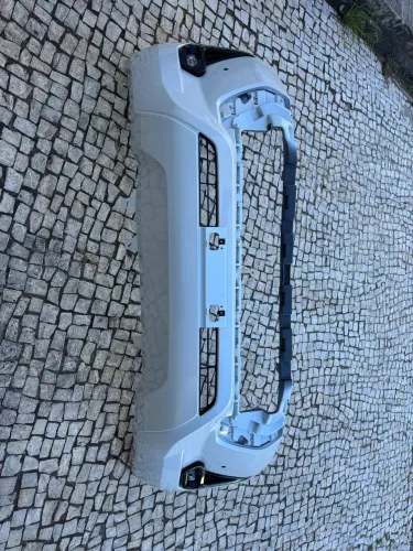 Pára-choque dianteiro Hilux srx 2026