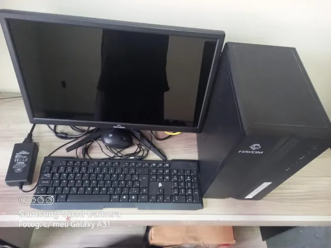 Computador Macrovision excelente estado com dois meses dê uso.