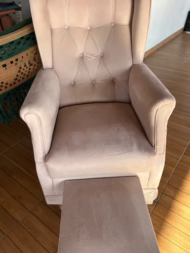 Vendo poltrona de balanço de veludo