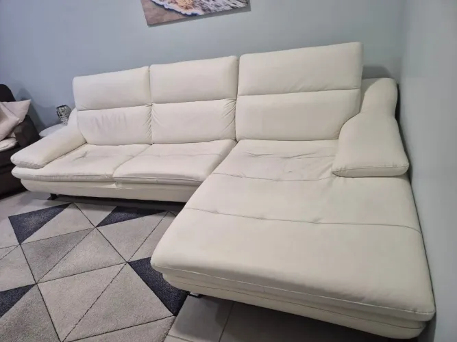 Sofá em couro