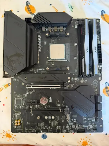 Kit Gamer Ryzen 9 5900XT + Placa mae MSI MPG B550 Gaming Plus + 64GB DDR4 3600Mhz