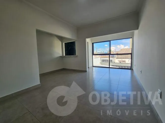 Apartamento para aluguel, 2 quartos, 1 suíte, 1 vaga, JARDIM BOTANICO - UBERLANDIA/MG