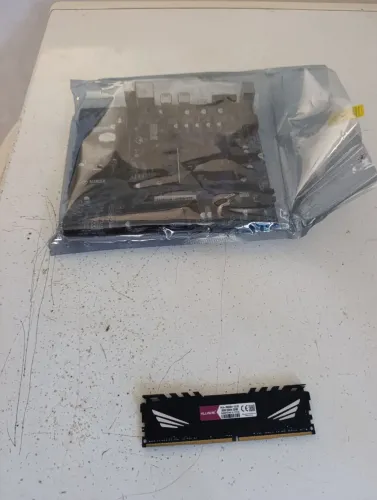 Placa mae A520-m Mancer + Memória RAM DDR4 8Gb