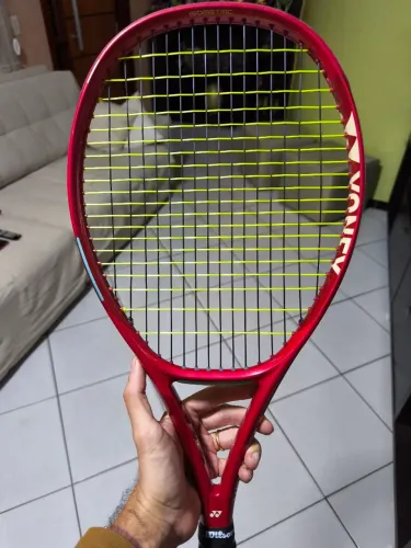 Raquete Yonex Vcore 100D L3 raridade 