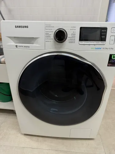 Máquina Lava e Seca 10,2 Kg