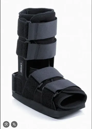 Bota ortopédica está em boas condições