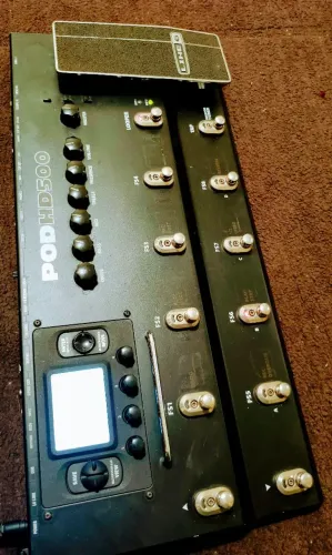 Pedaleira LINE 6 POD HD 500 