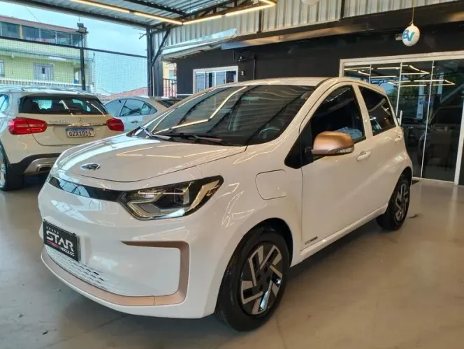 JAC E-JS1 62cv 5P Aut. (elétrico) 2023