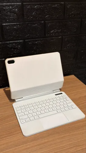 Capa teclado com TOUCHPAD para iPad 10 e 11