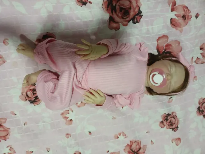 Bebê reborn menina.