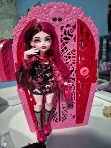 Monster High G3 Draculaura Skulltimate Secrets 5 Completa