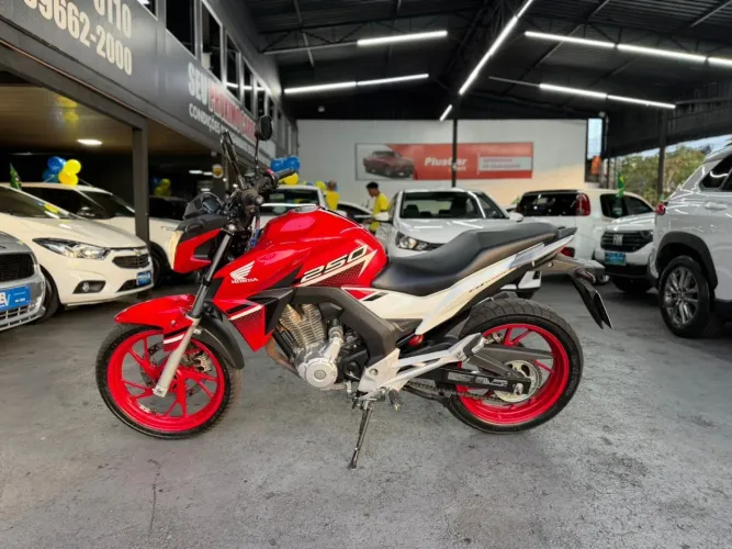 Honda Cb 250 twister 2022