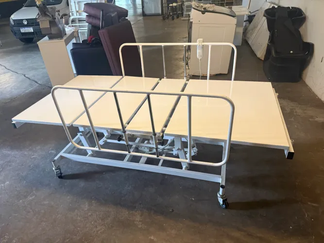 Cama hospitalar automática