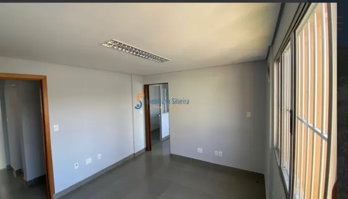 ? Oportunidade Única no Nova Floresta! Loja Comercial de 90m² Pronta para o Seu Negócio