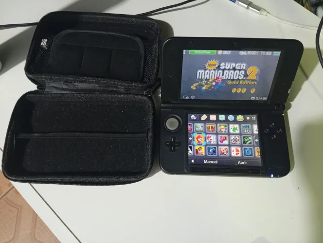Nintendo 3ds xl cartão 32 g ,com mais de 50 jogos instalados