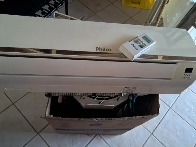 Ar Condicionado Philco 9.000 btus Q/F 220v