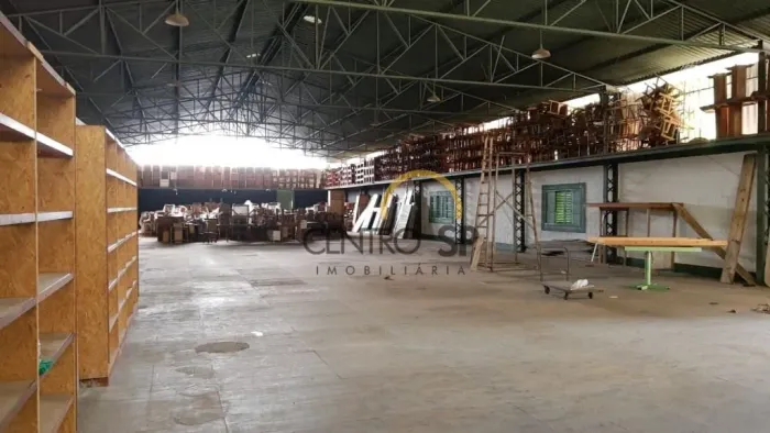 Distrito Industrial I, Galpão para alugar, 900 m² de galpão + Pátio