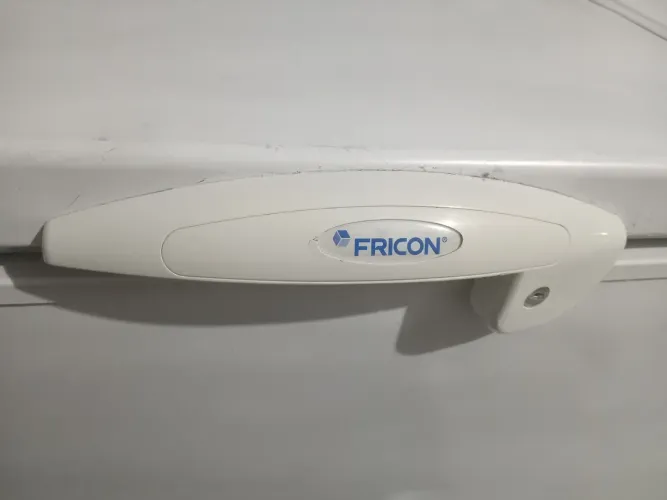 FREZZER HORIZONTAL FRICON CONSERVADO USADO GELANO MUITO 450 LITROS EXECELTE PARA SEU COMER