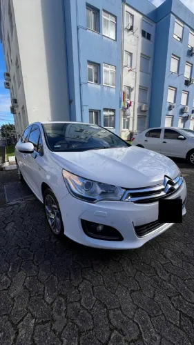 Citroen C4 Lounge Exclusive 1.6 Turbo 4P Aut. 2014