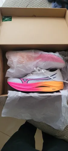 Tênis Mizuno Wave Rebellion Pro Low