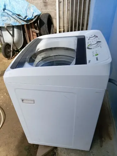Vende-se máquina de lavar roupa!!!