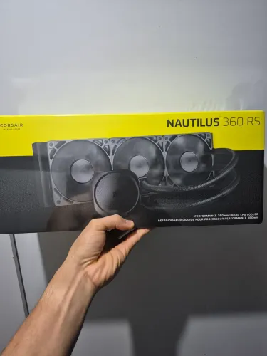 CORSAIR Cooler líquido para CPU Nautilus 360 RS 
