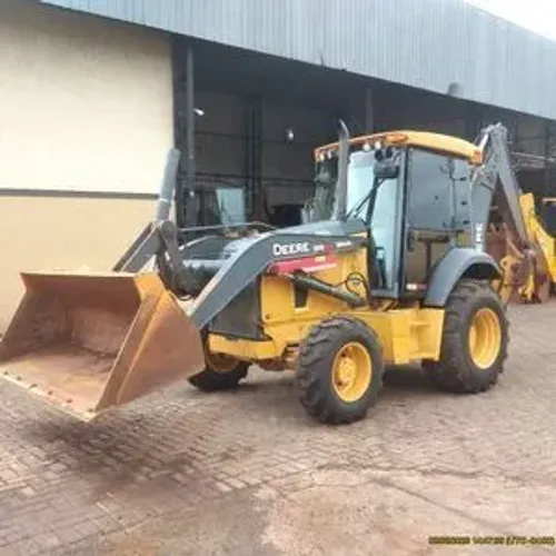 Retroescavadeira John Deere 310 4X4 Ano 2022