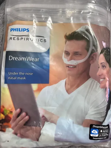 Máscara Nasal DreamWear + Traqueia Reusável Philips Respironics