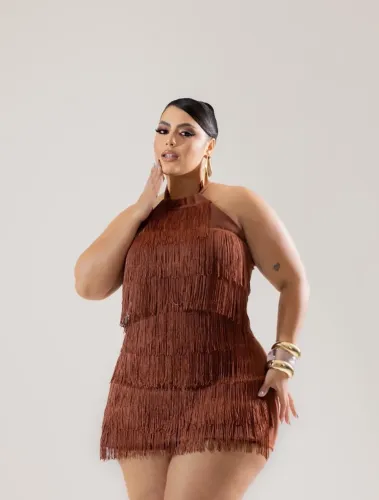 Macaquinho short saia Plus size