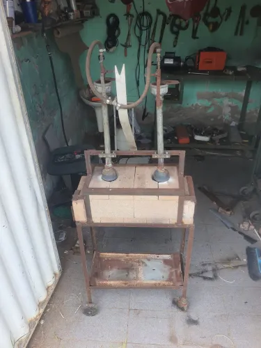 FORJA PARA CUTELARIA DOIS QUEIMADORES MAIS DUAS TENAS DE BRINDE 