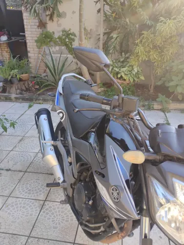 Fazer 250