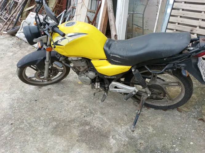 SUZUKI 125