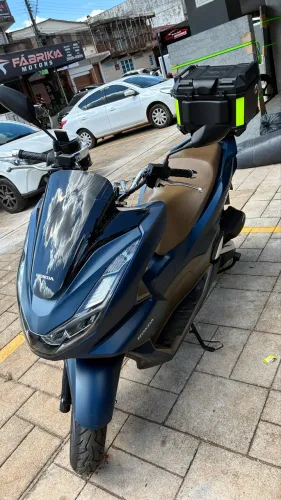 HONDA PCX DLX 2022/2023 - PNEUS NOVOS - SEM DETALHES - 30 MIL KM