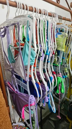 16 pares de biquínis em Lycra de ótima qualidade