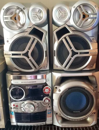 CD Changer" da Panasonic com subwoofer