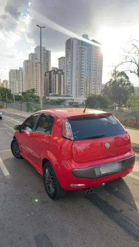 Fiat Punto Sporting 1.8 Flex 8v/16v 5P 2014