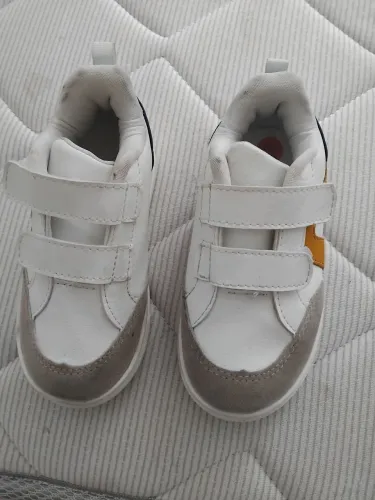 Tenis infantil