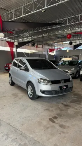 Volkswagen Fox 1.0 MI Total Flex 8V 3P 2013