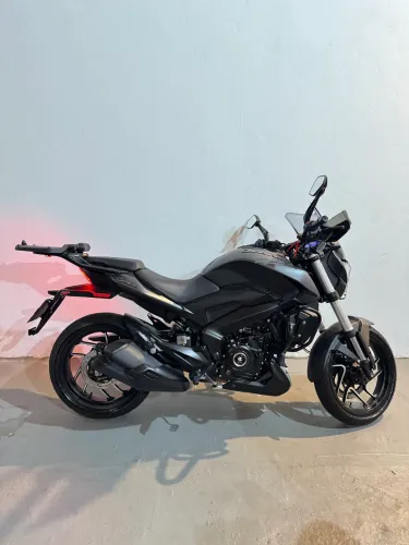 Moto Bajaj Dominar 400