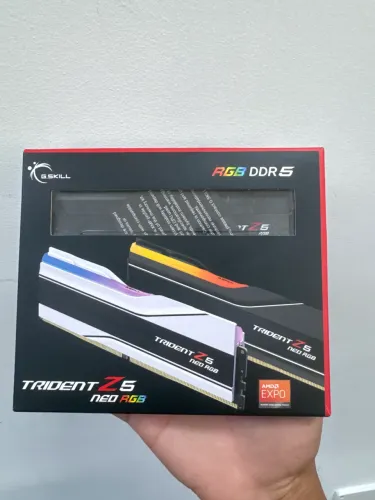 Kit memória DDR5 RAM (2x16gb) G. Skill Z5 RGB 6000MHz CL30