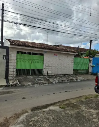 Vende-se 2 Casas