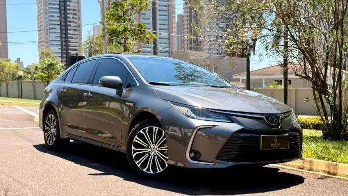 Toyota Corolla Altis Prem. Hybrid 1.8 Flex AUT 2023