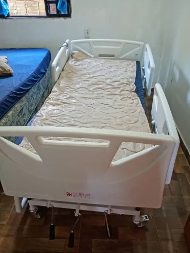 Cama hospitalar
