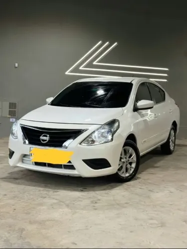 Nissan Versa SL 1.6 16V Flexstart 4P Mec. 2016