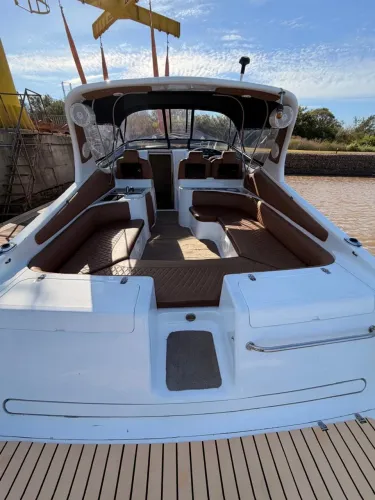 Lancha Runner 41