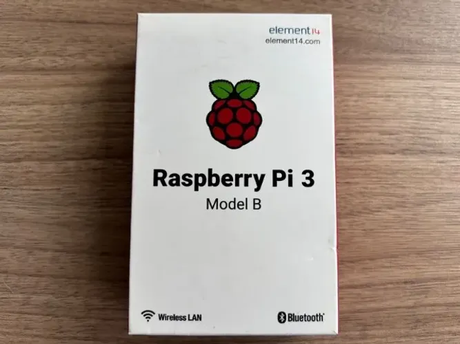 Raspberry Pi 3 Model B Quad-core 1.2GHz 1GB
