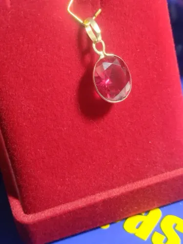 Pingente Pedra Rosa Zircônia Ouro 18 Kilates Peso 1.40 Gramas 12 mm x 10 mm