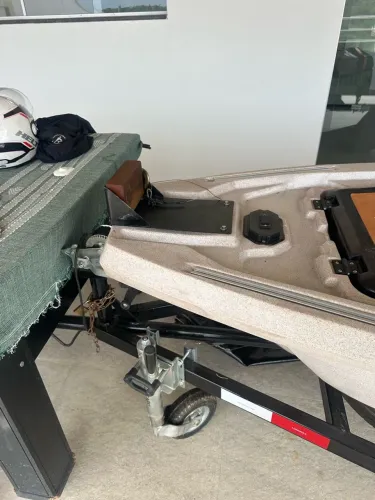 Vendo caiaque Bass 130