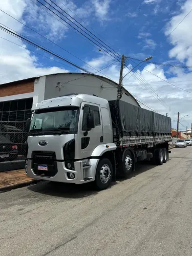 Ford Cargo 2428E Master